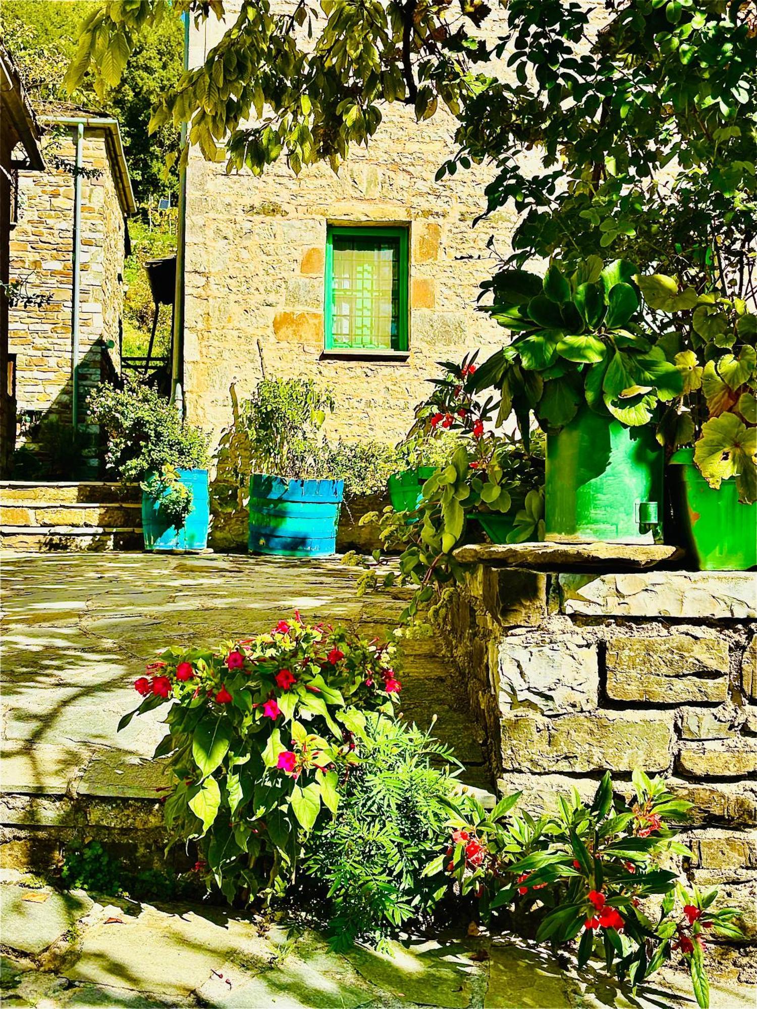 Morfeas Guesthouse ปาปิงโก ภายนอก รูปภาพ