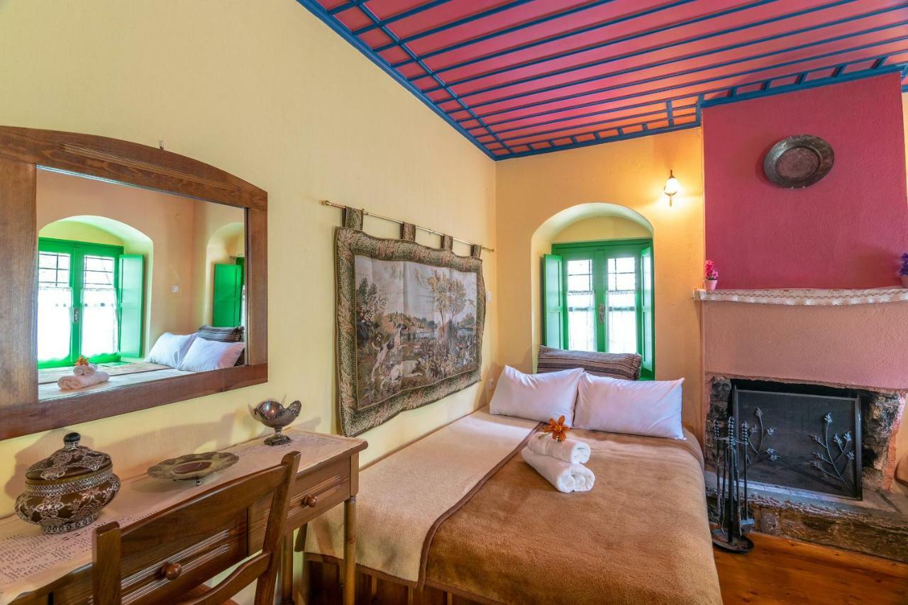 Morfeas Guesthouse ปาปิงโก ภายนอก รูปภาพ