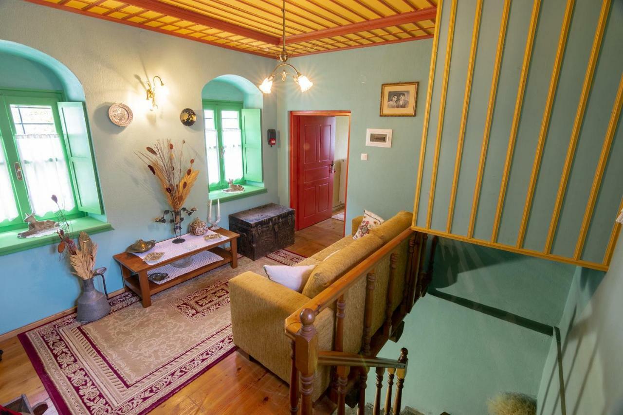 Morfeas Guesthouse ปาปิงโก ภายนอก รูปภาพ