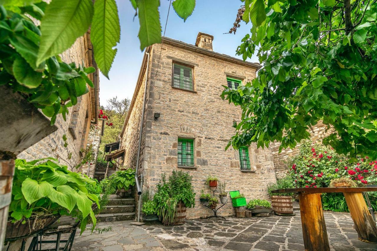 Morfeas Guesthouse ปาปิงโก ภายนอก รูปภาพ